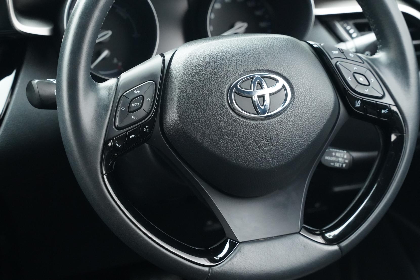 Toyota C-HR 1.8 G Hybrid Facelift