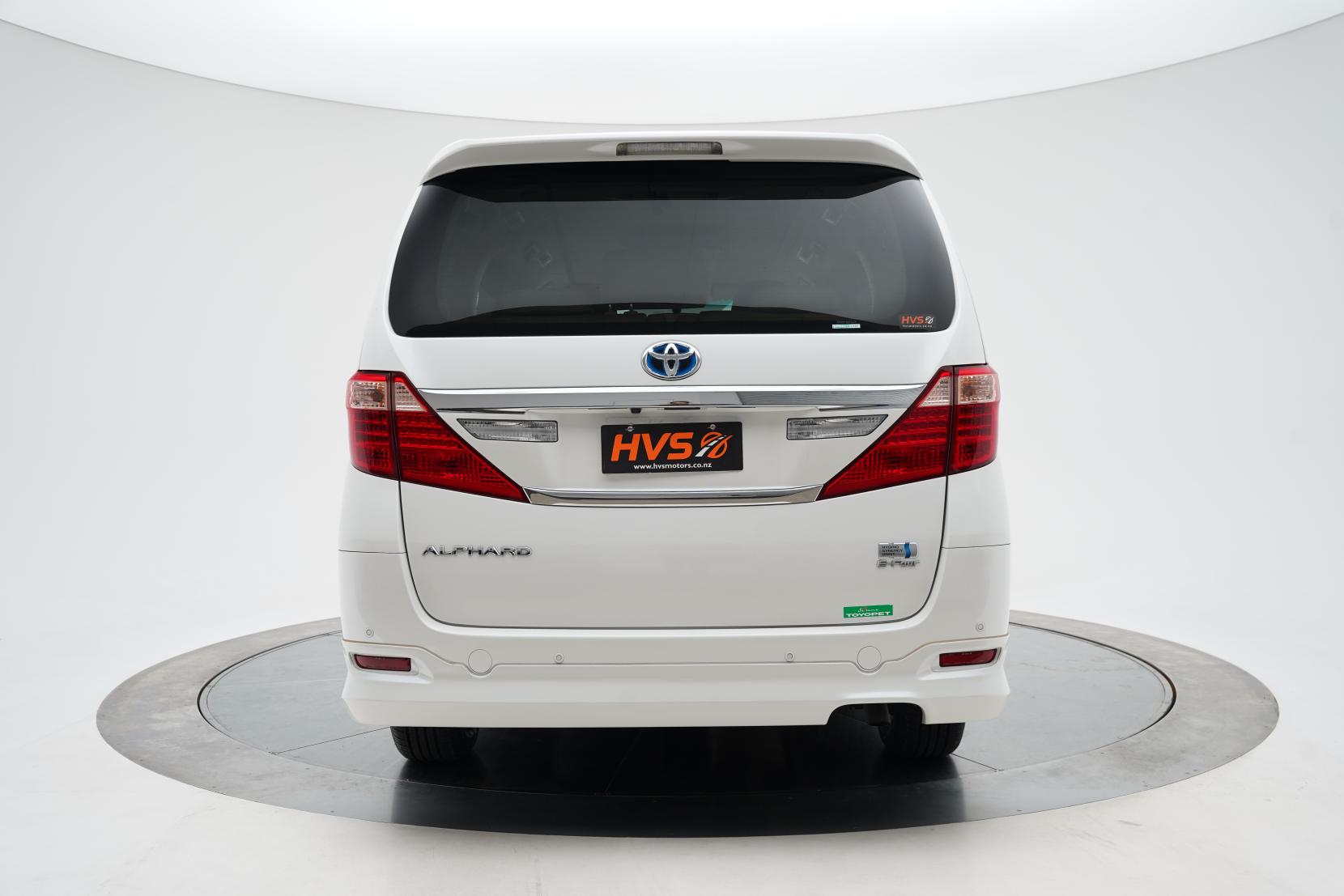Toyota Alphard 2.4 Hybrid X 4WD