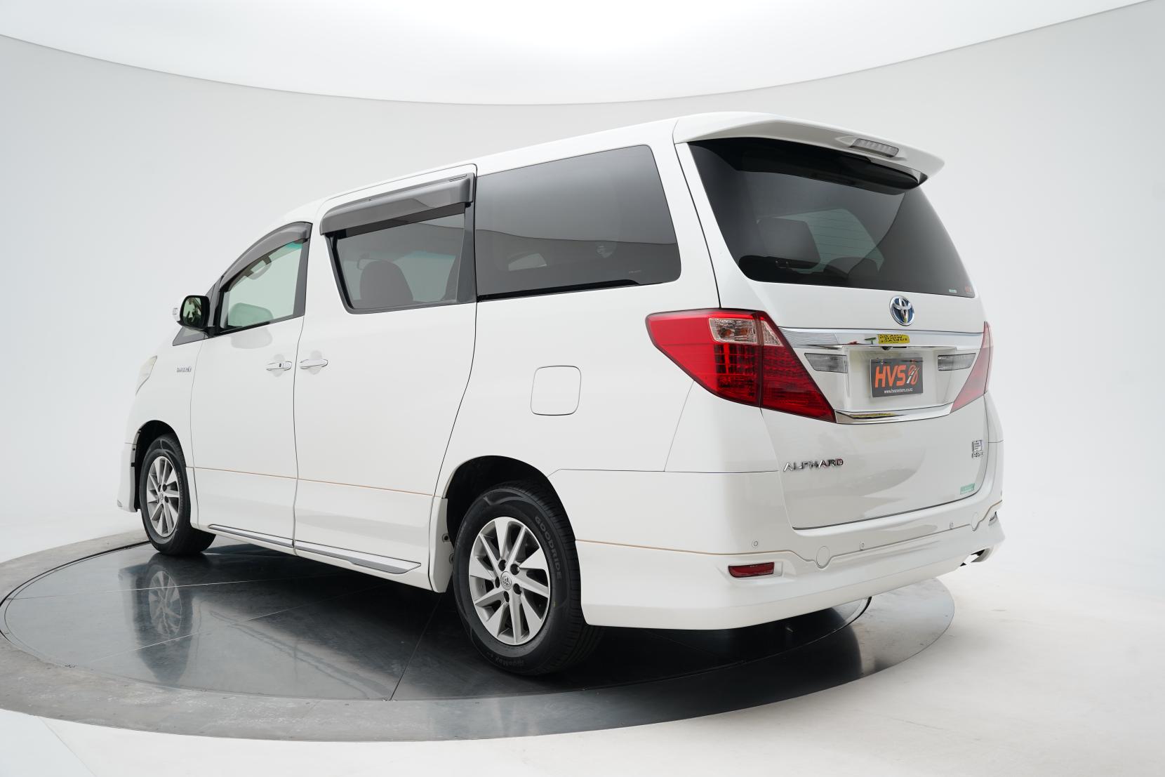 Toyota Alphard 2.4 Hybrid X 4WD