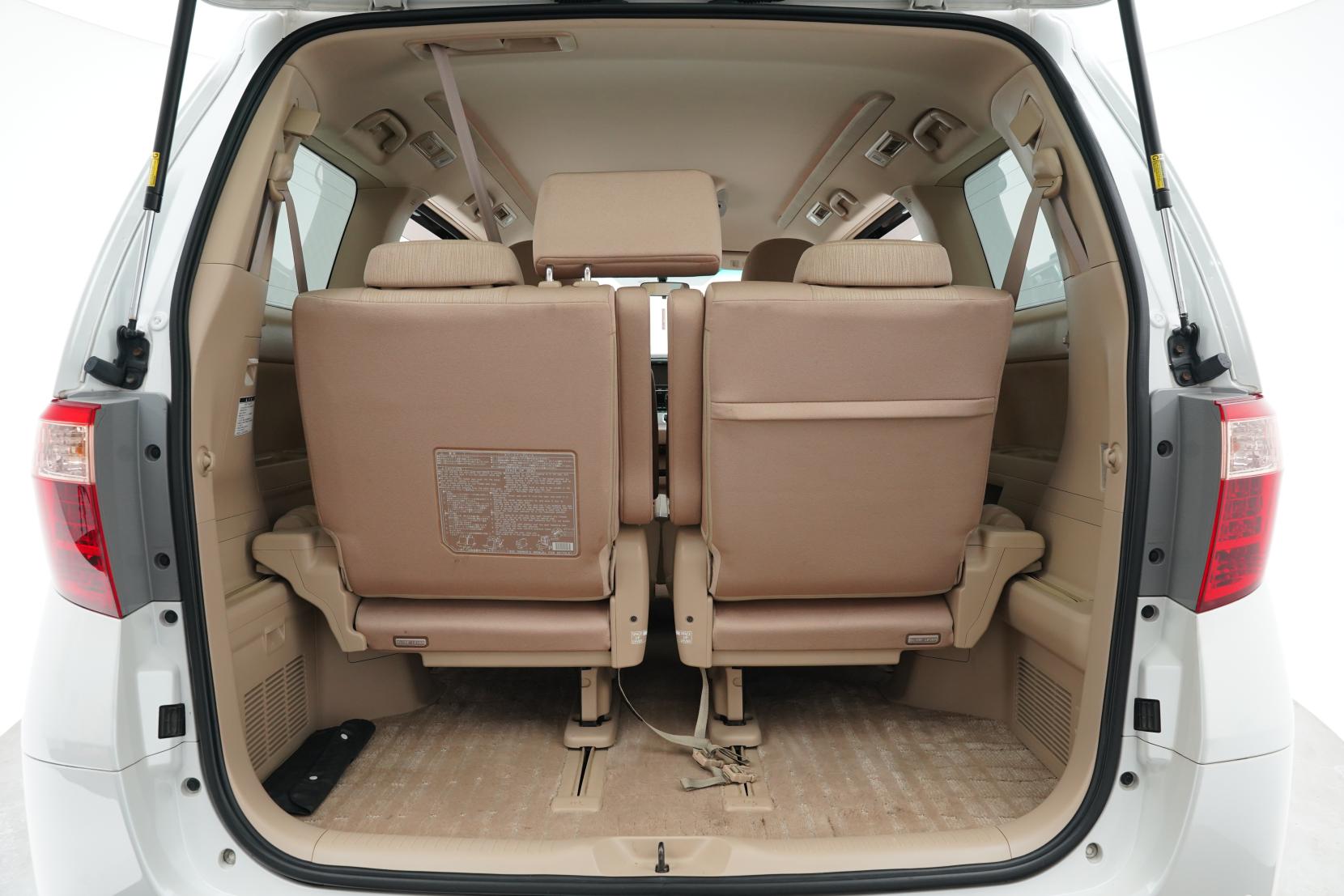 Toyota Alphard 2.4 Hybrid X 4WD