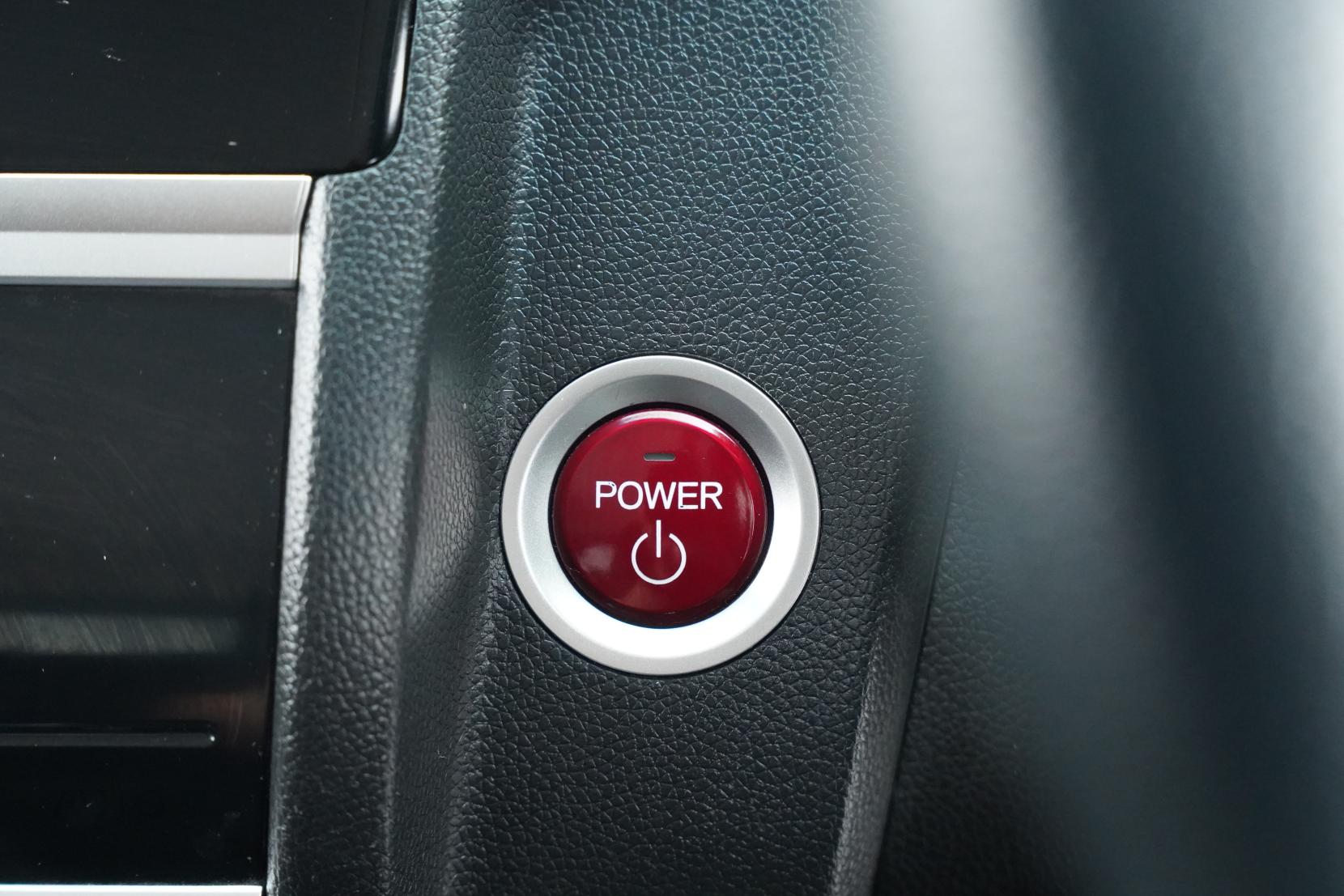 Honda Fit 1.5 HYBRID F PACKAGE