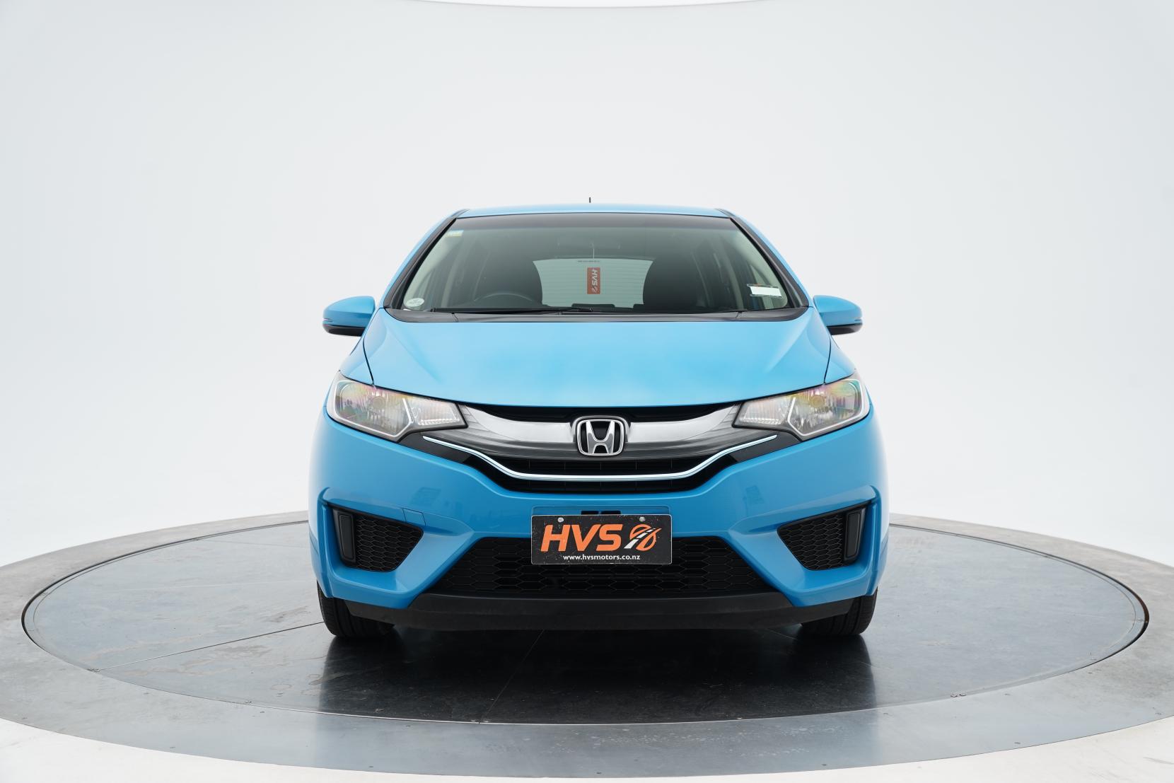 Honda Fit 1.5 HYBRID F PACKAGE