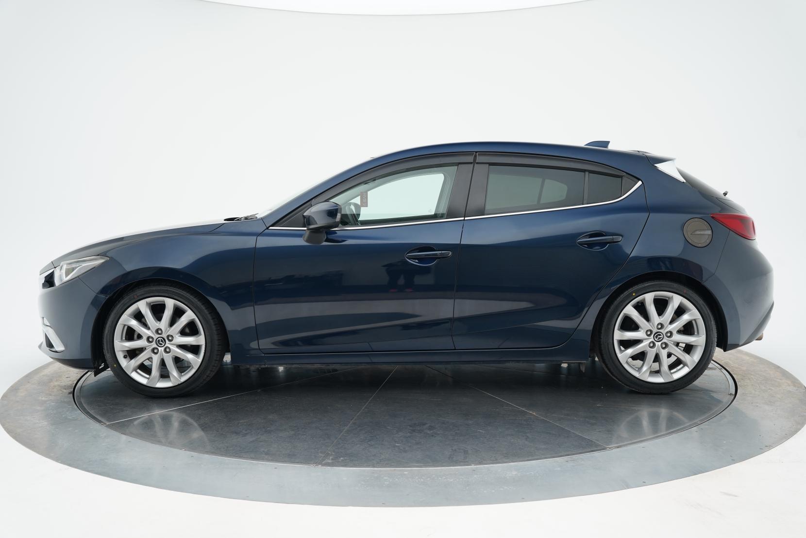 Mazda Axela SPORT 20S TOURING