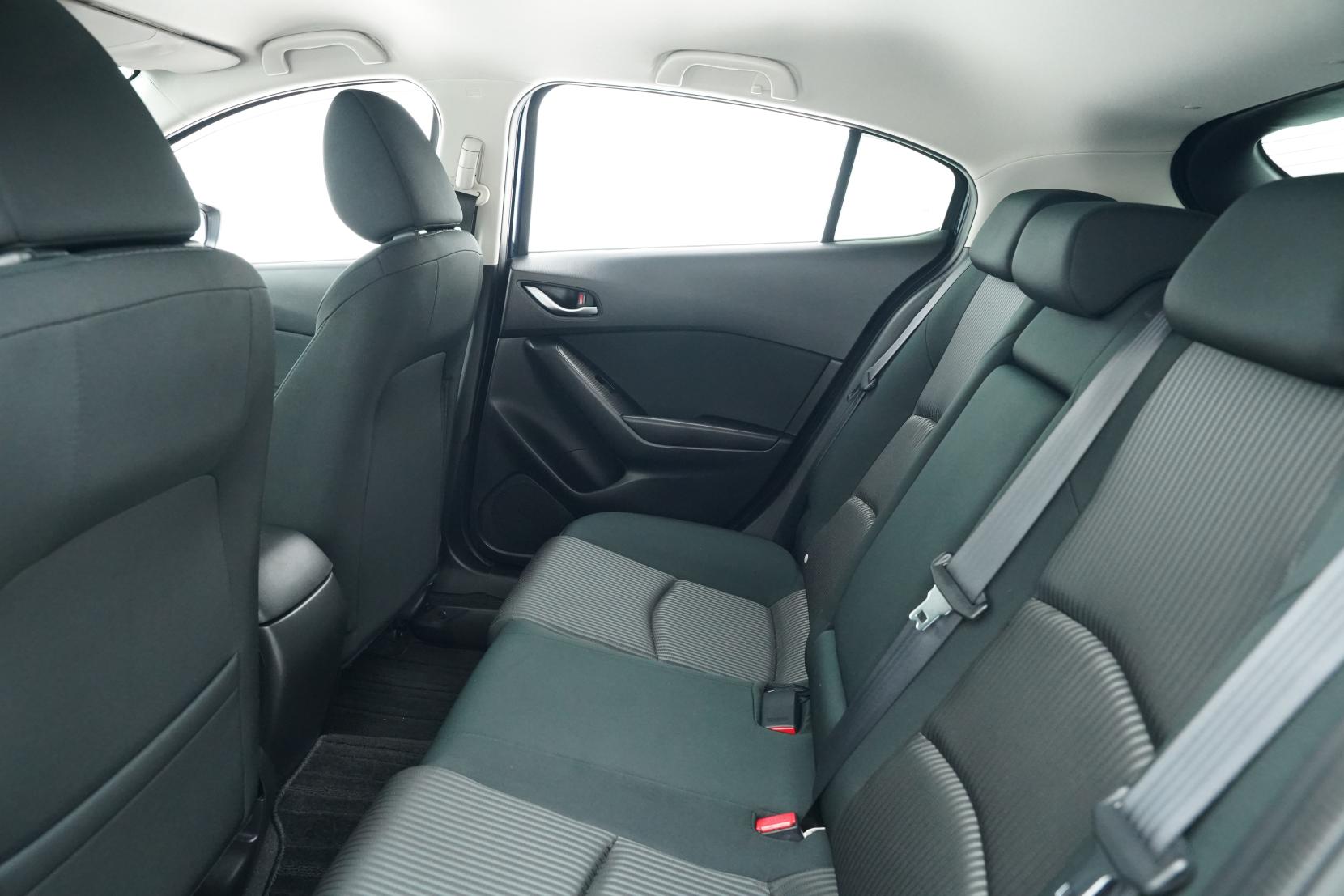 Mazda Axela SPORT 20S TOURING