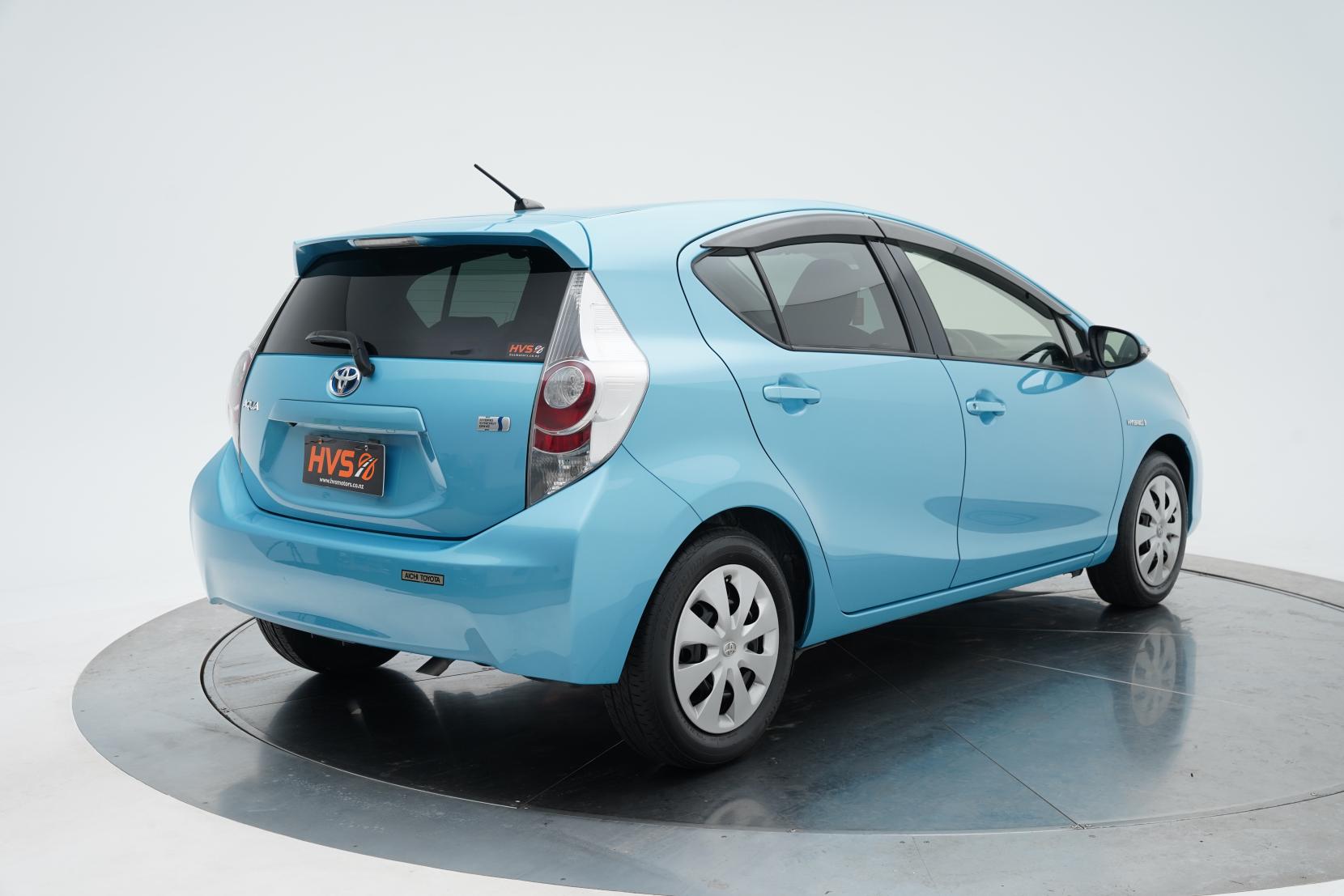 Toyota Aqua 1.5 S Push Start