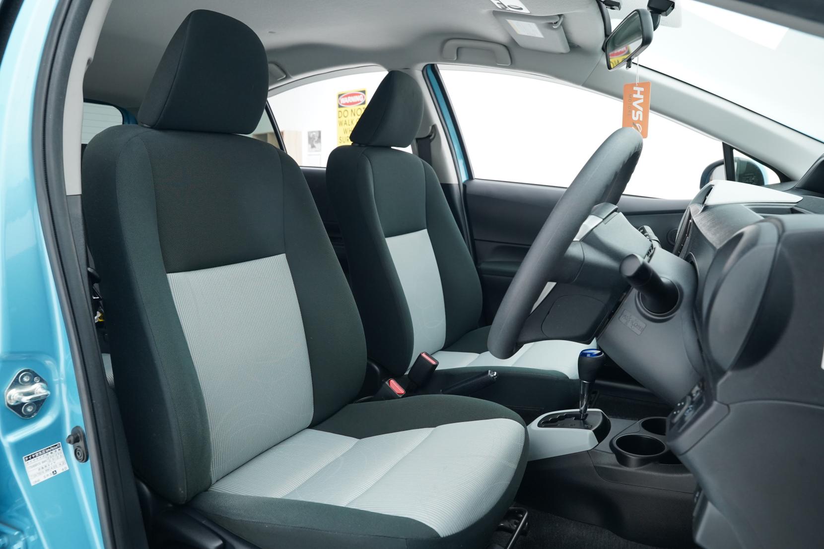 Toyota Aqua 1.5 S Push Start