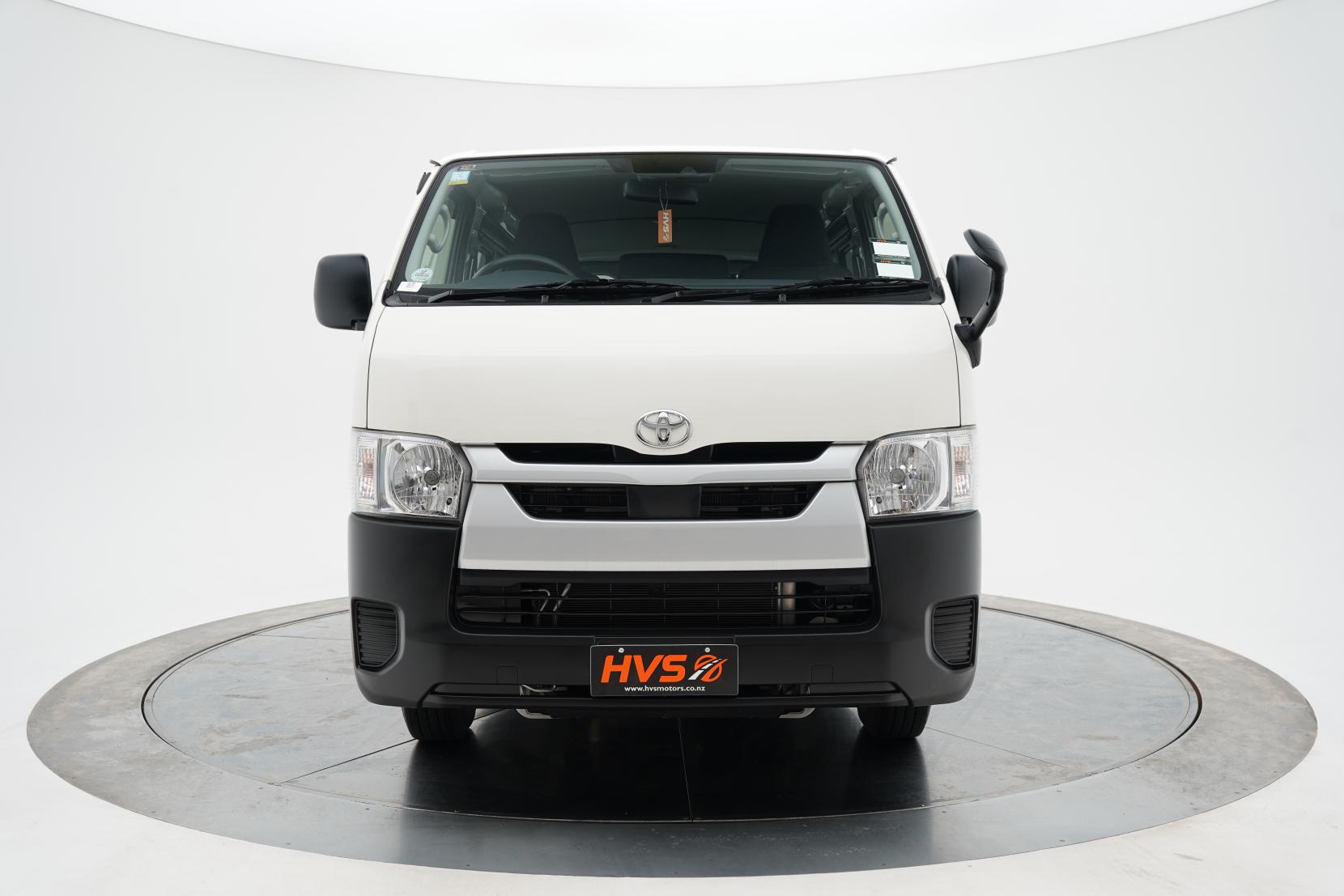 Toyota Hiace 2.0 DX 2.0L 5 Door