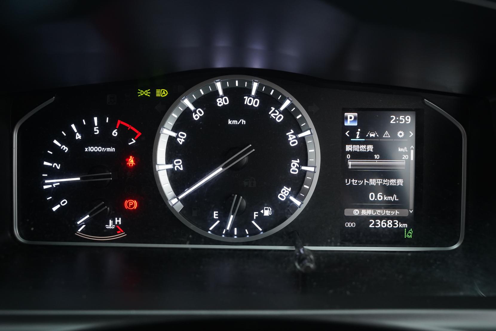 Toyota Hiace 2.0 DX 2.0L 5 Door