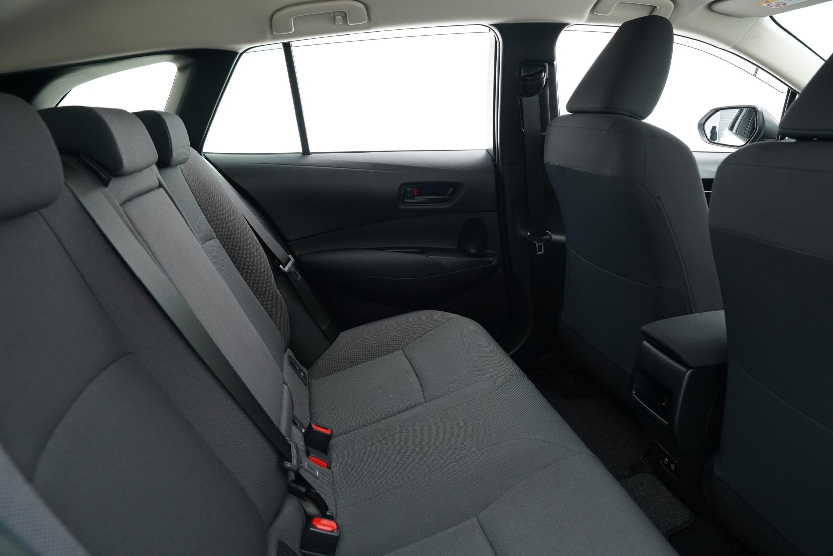 Toyota Corolla 1.8 TOURING HYBRID G-X