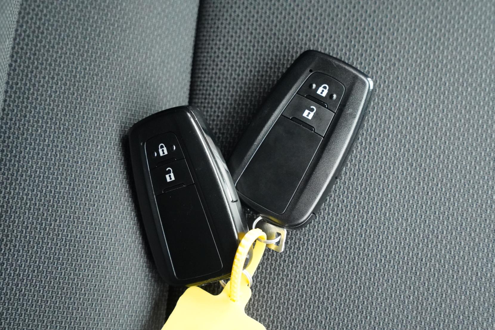 Toyota Corolla 1.8 TOURING HYBRID G-X