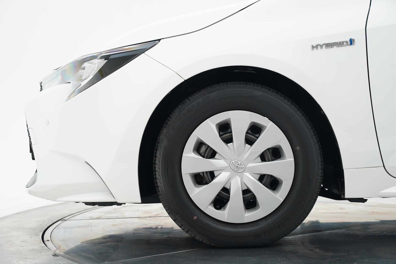 Toyota Corolla 1.8 TOURING HYBRID G-X