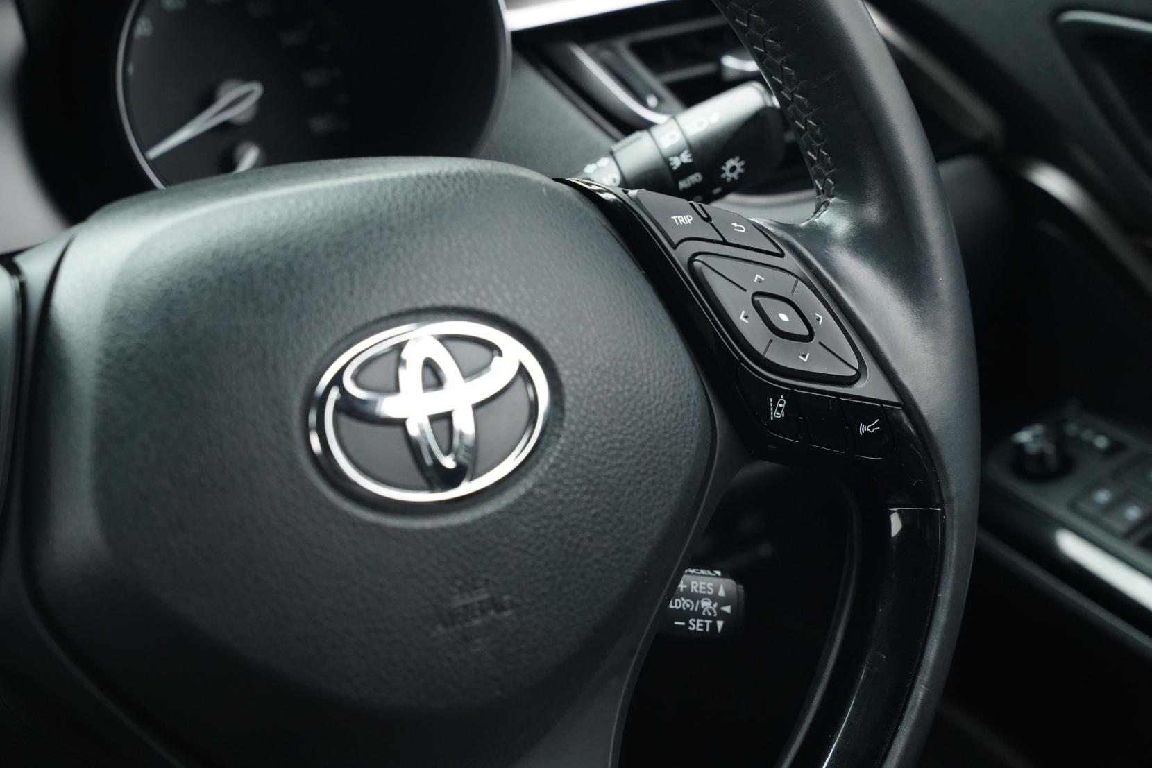 Toyota C-HR 1.8 G Hybrid