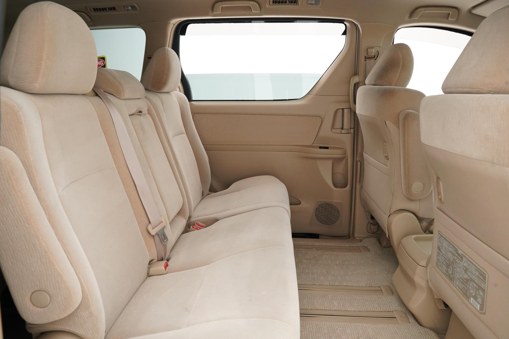 Toyota Alphard 2.4 240X 8 Seater