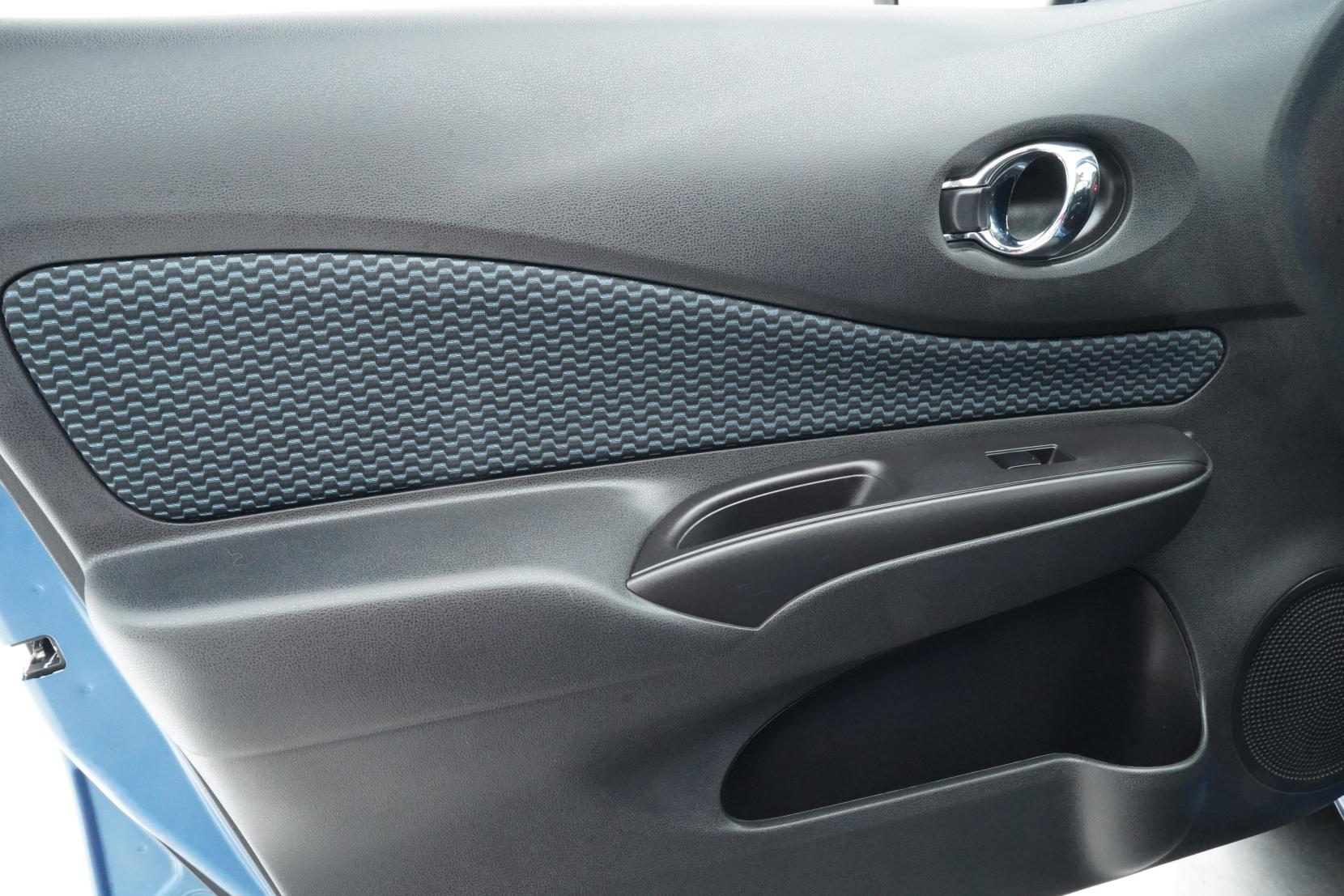 Nissan Note (2004–present) 1.2 X DIG-S V SELECTION  SAFETY