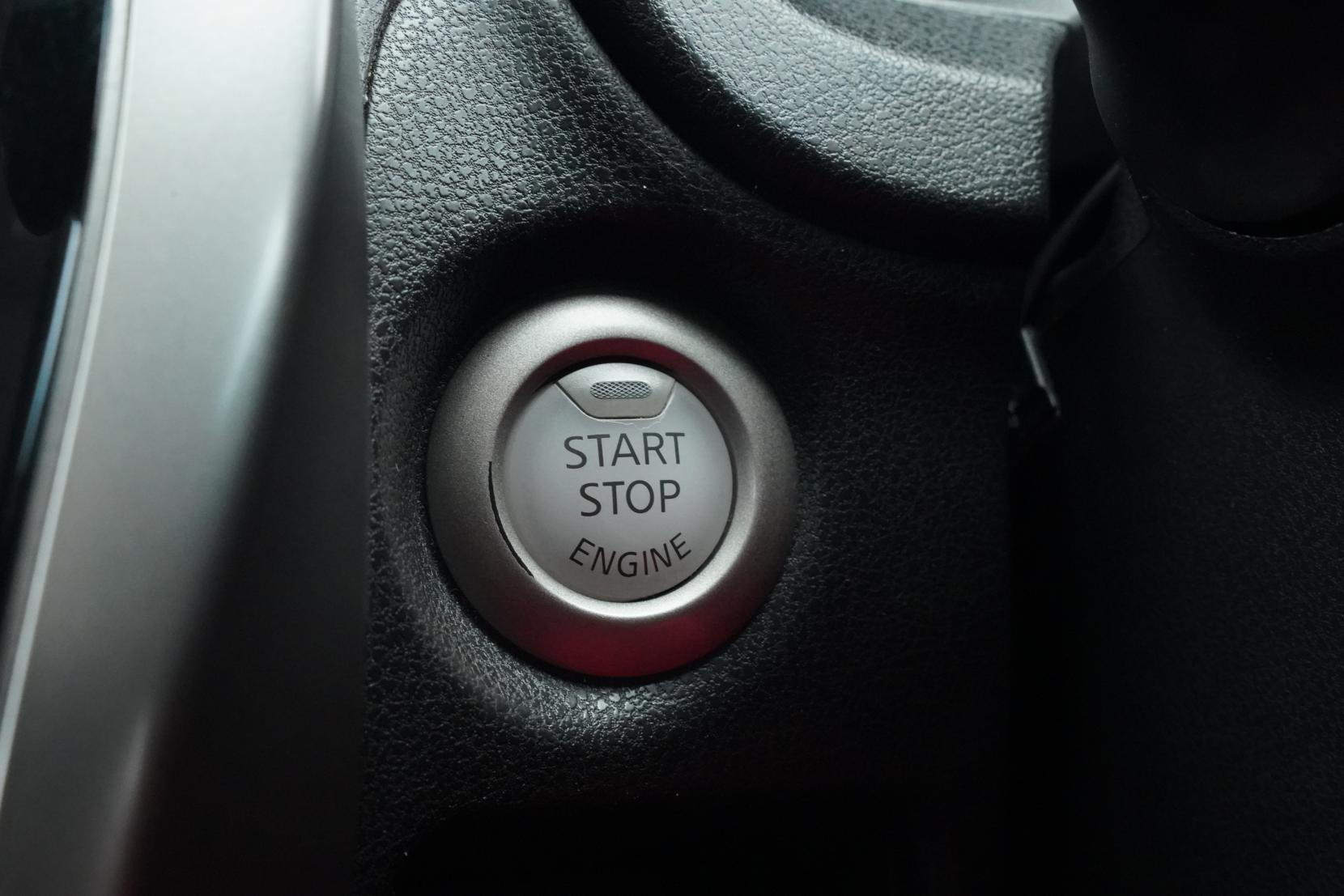 Nissan Note (2004–present) 1.2 X DIG-S V SELECTION  SAFETY