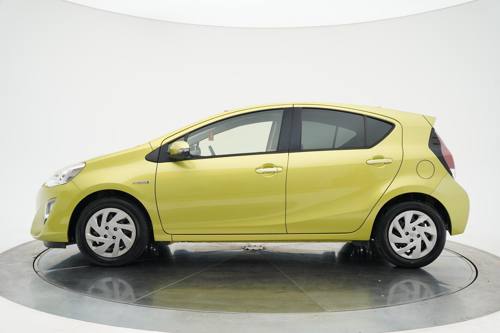 Toyota Aqua 1.5 S Facelift Push Start