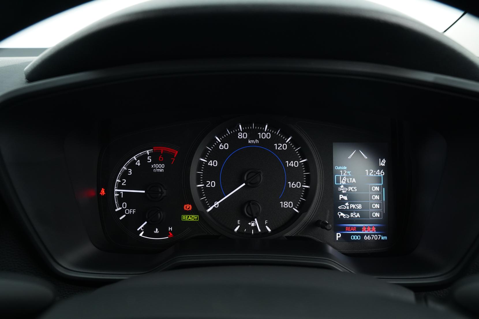 Toyota Corolla 1.8 Touring Hybrid 4wd G-X