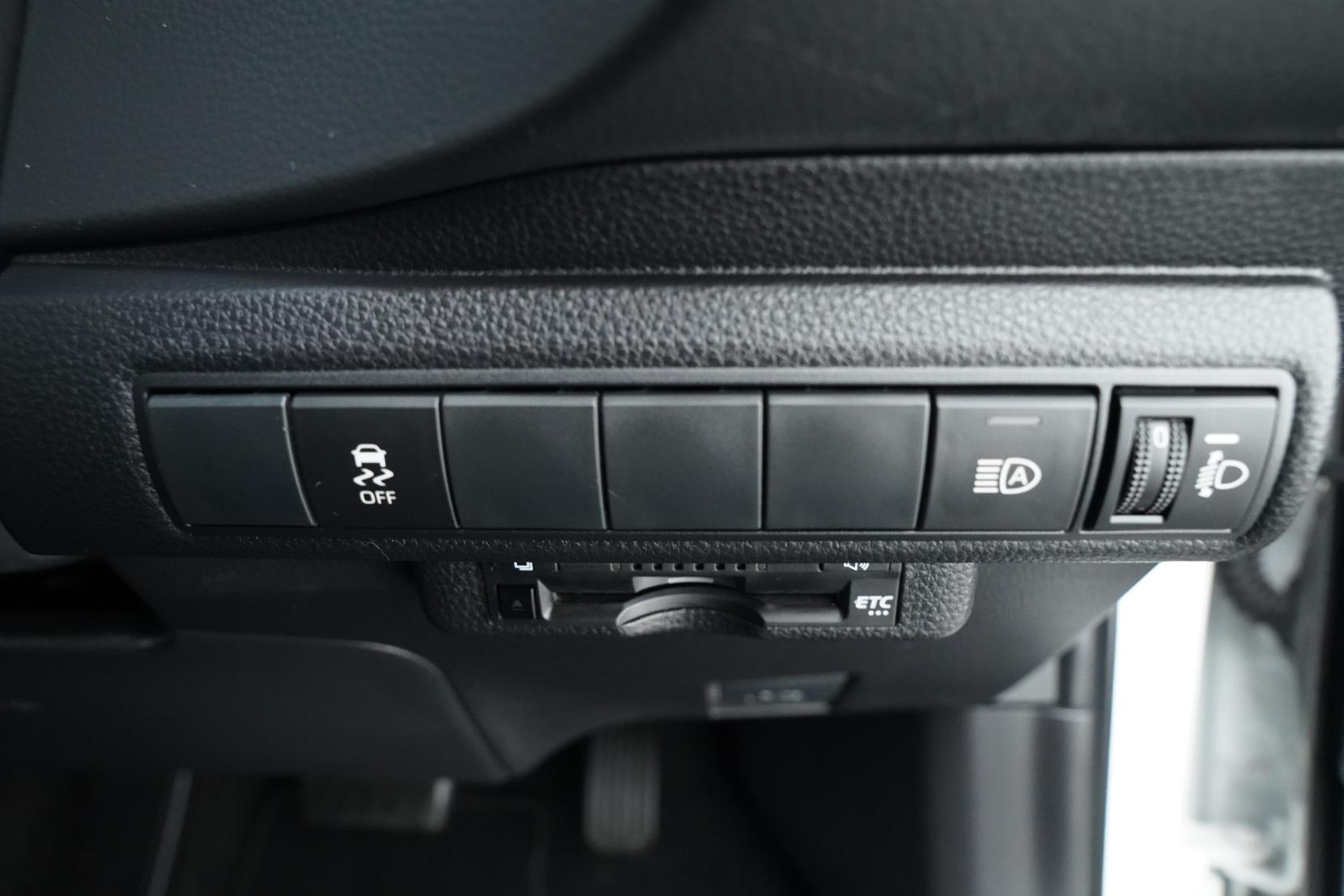 Toyota Corolla 1.8 Touring Hybrid 4wd G-X