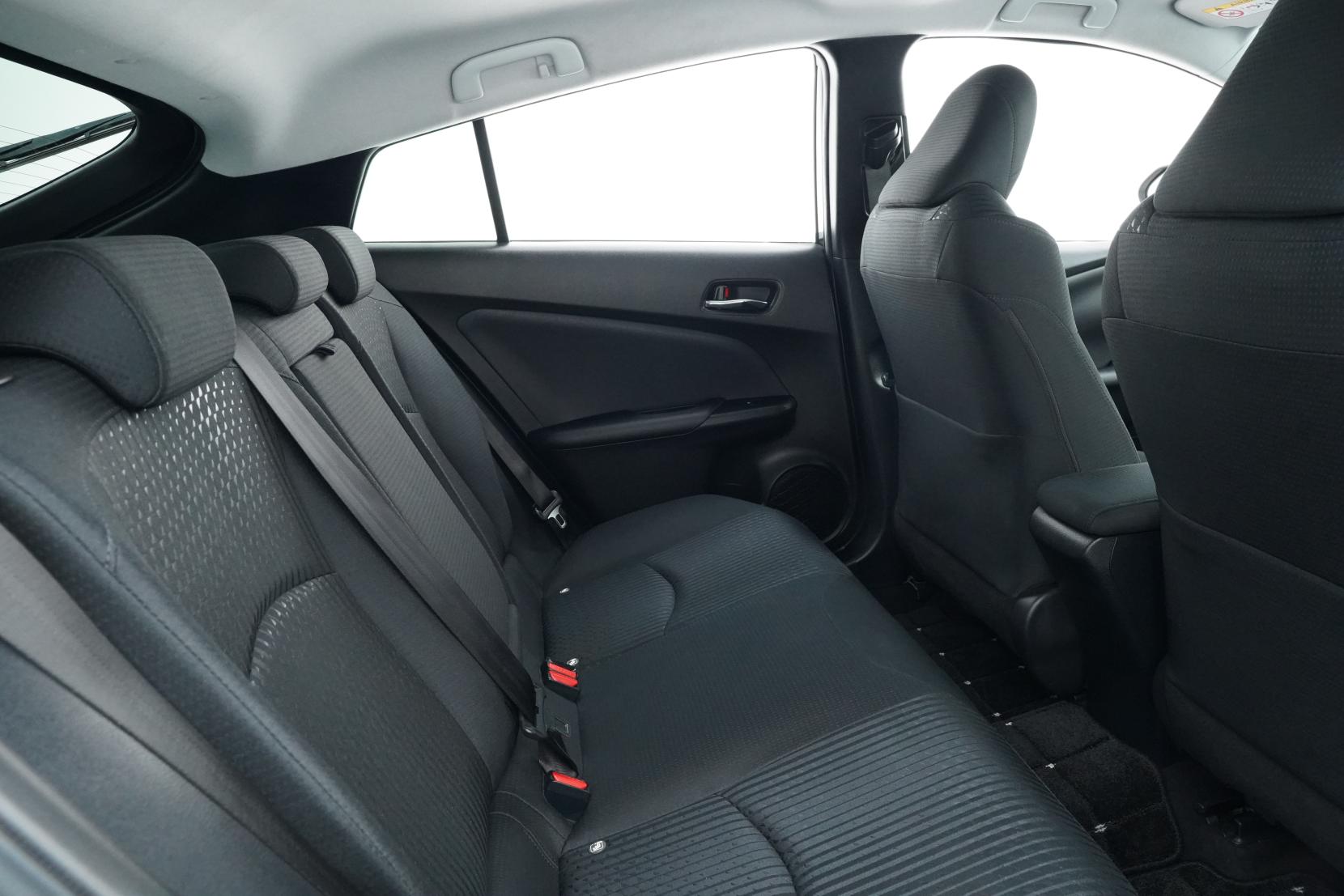 Toyota Prius 1.8 S SAFETY PLUS