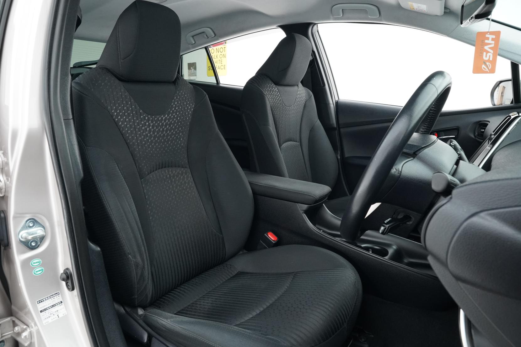 Toyota Prius 1.8 S SAFETY PLUS