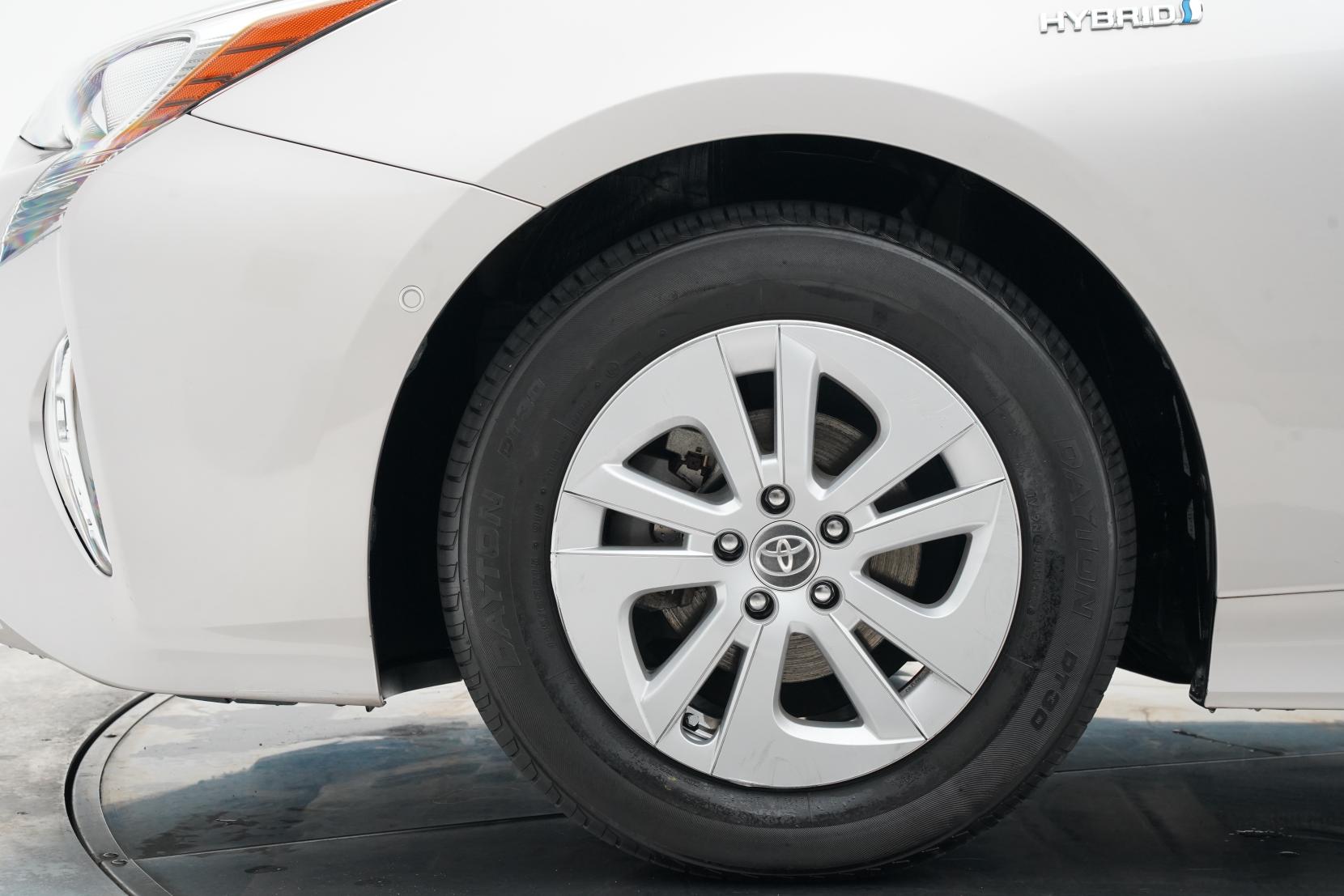 Toyota Prius 1.8 S SAFETY PLUS