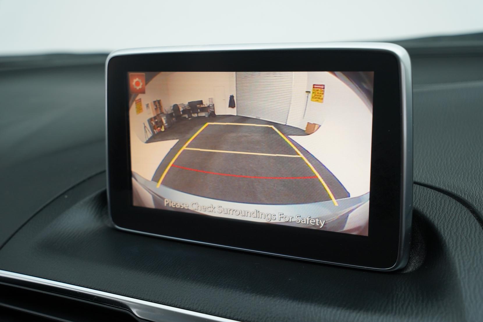 Mazda Axela 2.0 20S Touring