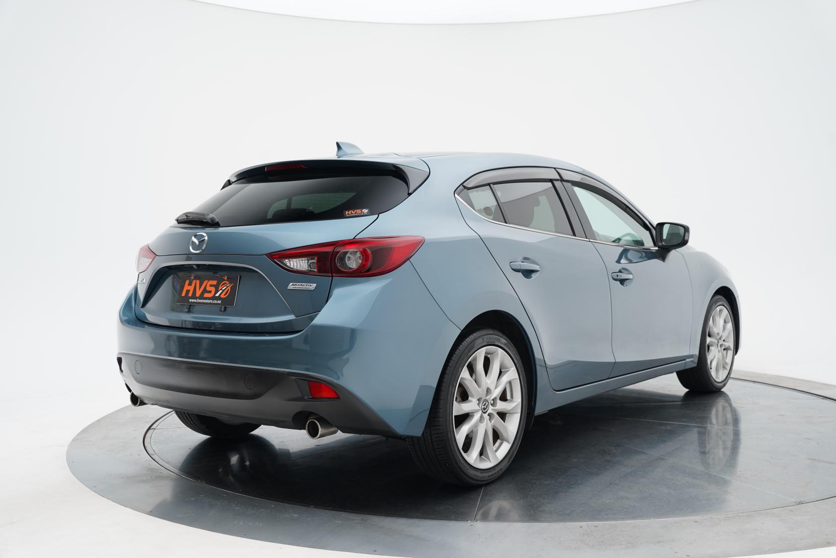 Mazda Axela 2.0 20S Touring