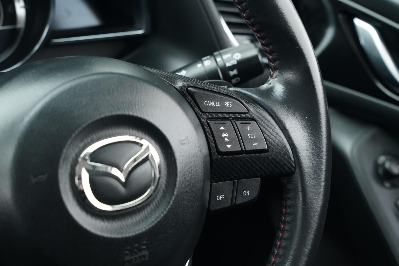 Mazda Axela 2.0 20S Touring