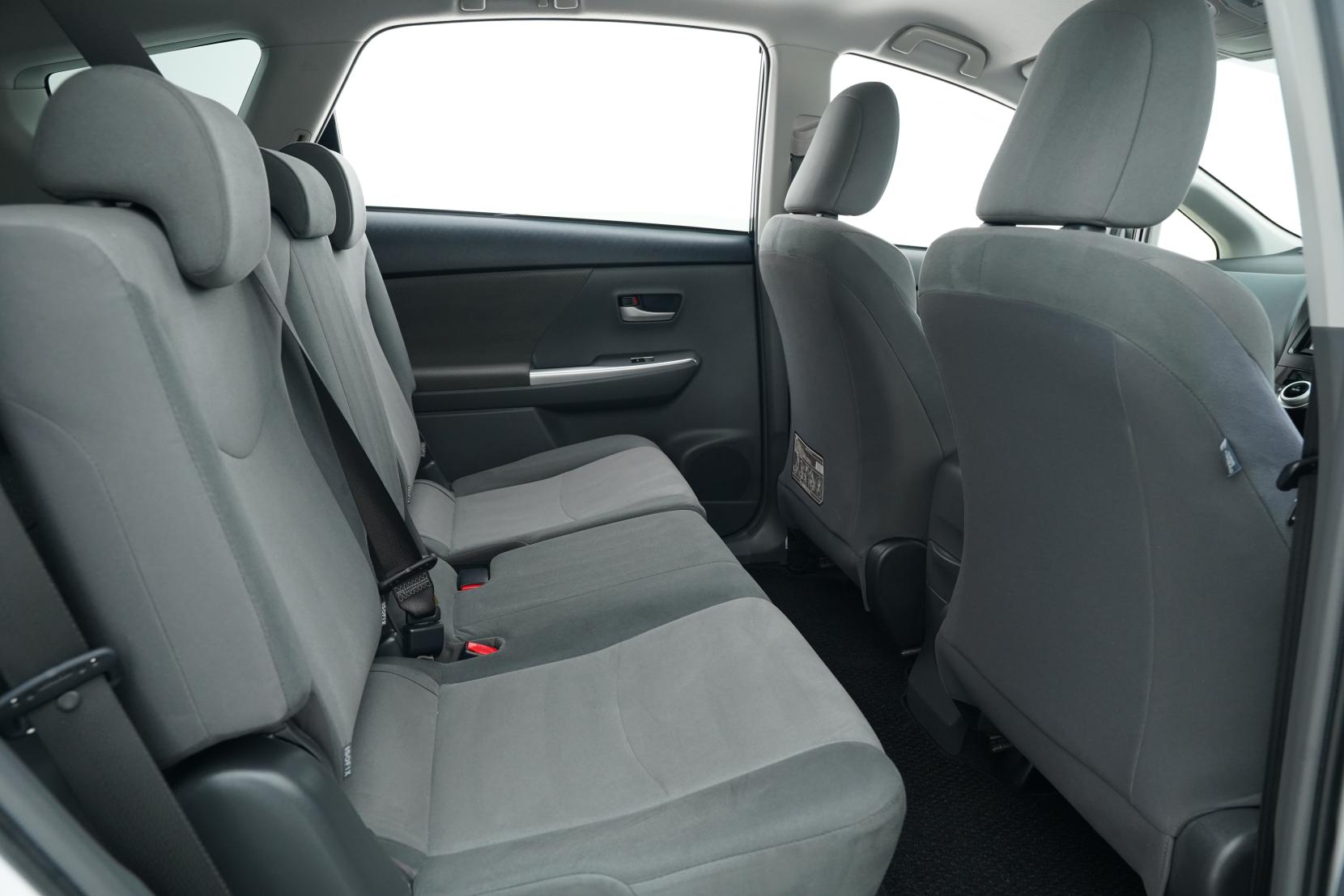 Toyota Prius 1.8 ALPHA S L SMART