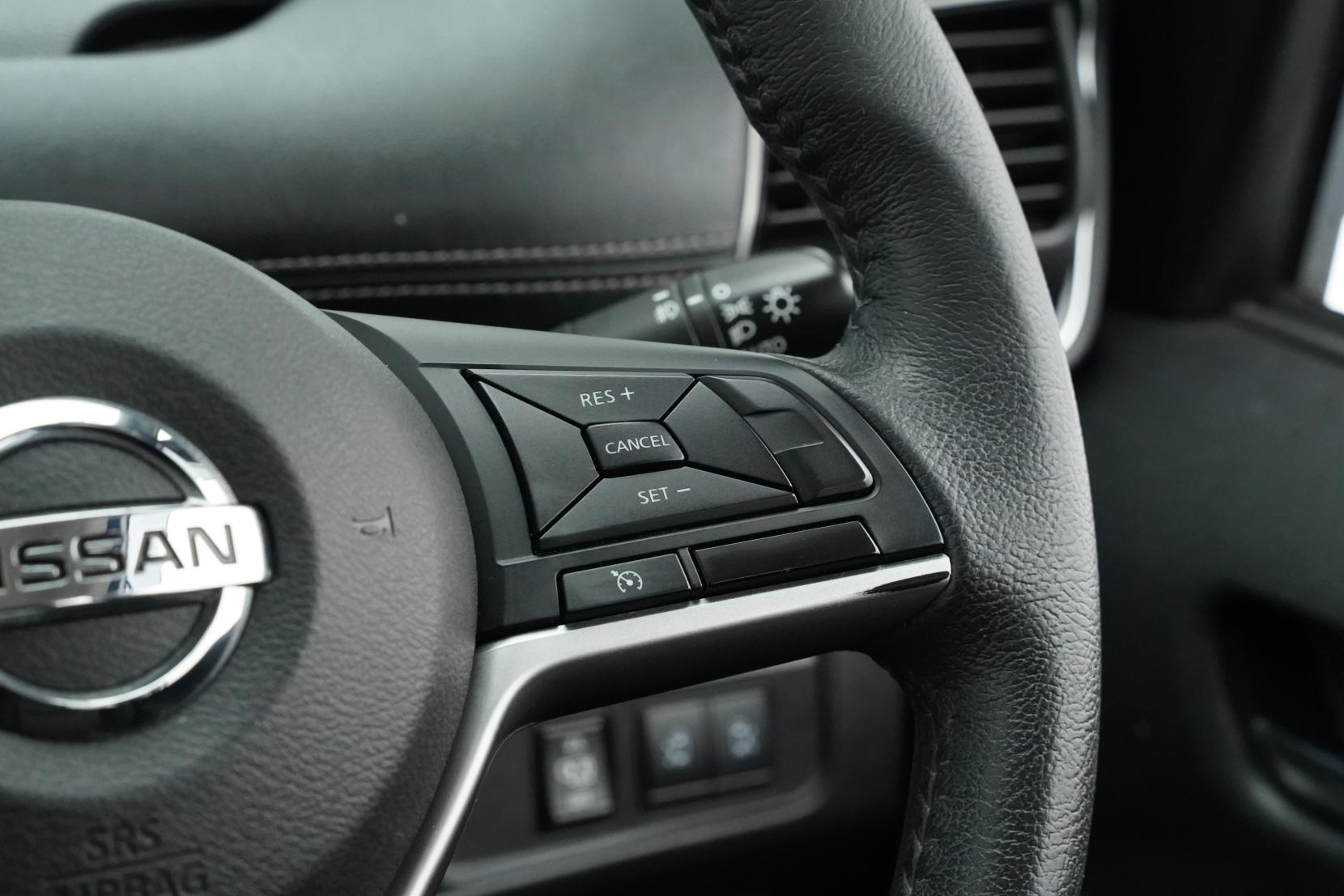 Nissan Serena (1991 – present) 2.0 Hybrid Highway Star V