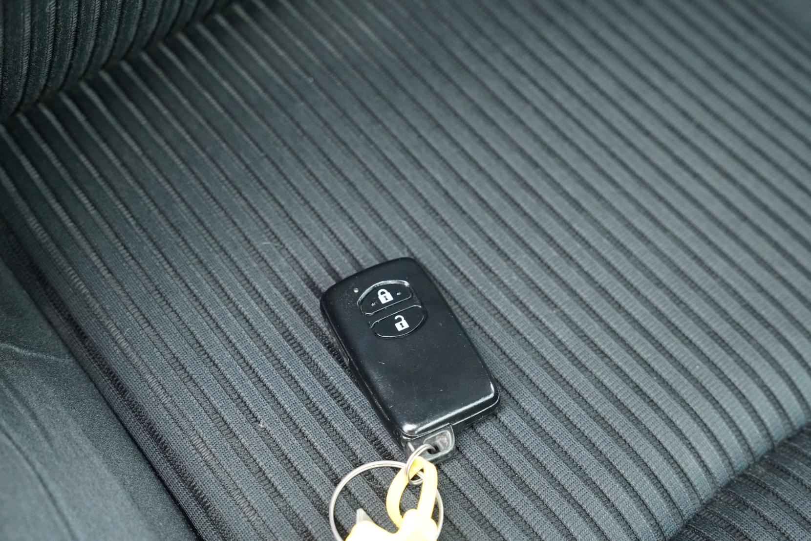 Toyota Prius 1.8 Alpha S Facelift