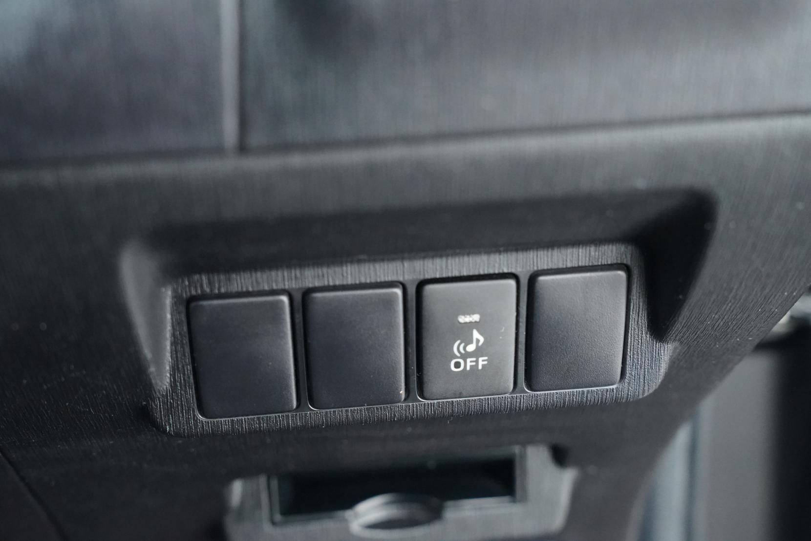 Toyota Prius 1.8 Alpha S Facelift