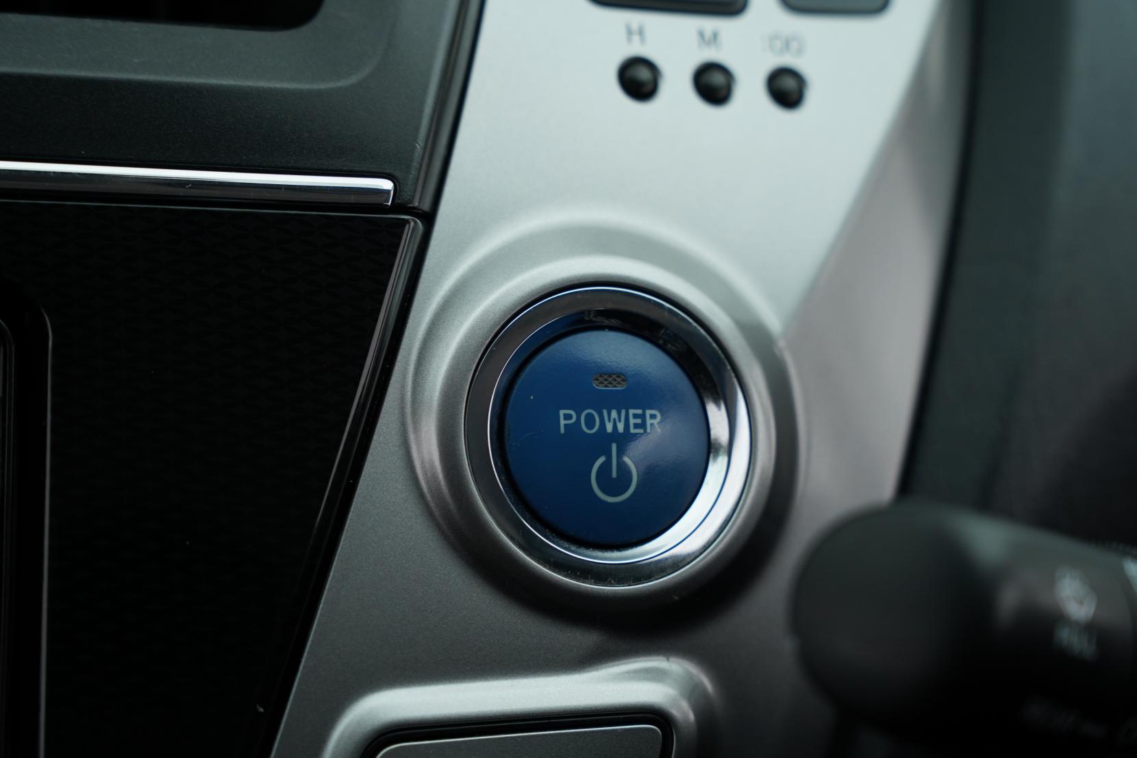 Toyota Prius 1.8 Alpha S Facelift