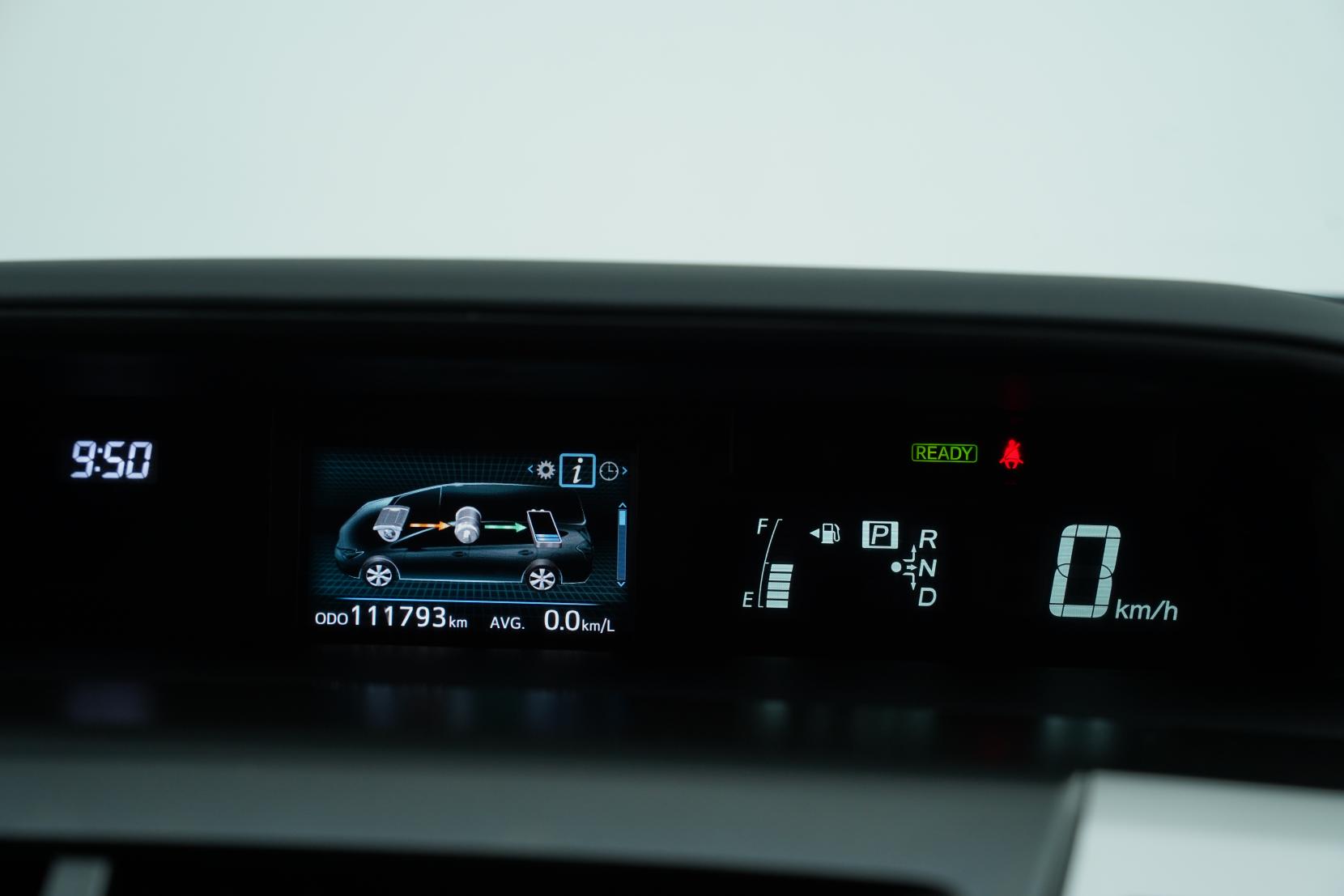 Toyota Prius 1.8 Alpha S Facelift