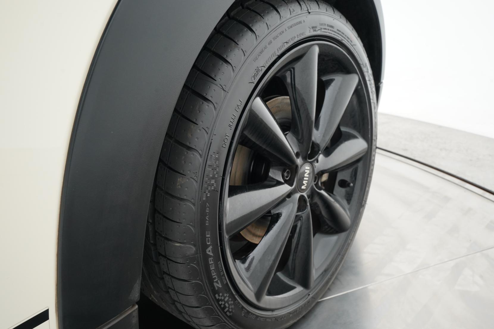 Mini Cooper 1.6 Clubman