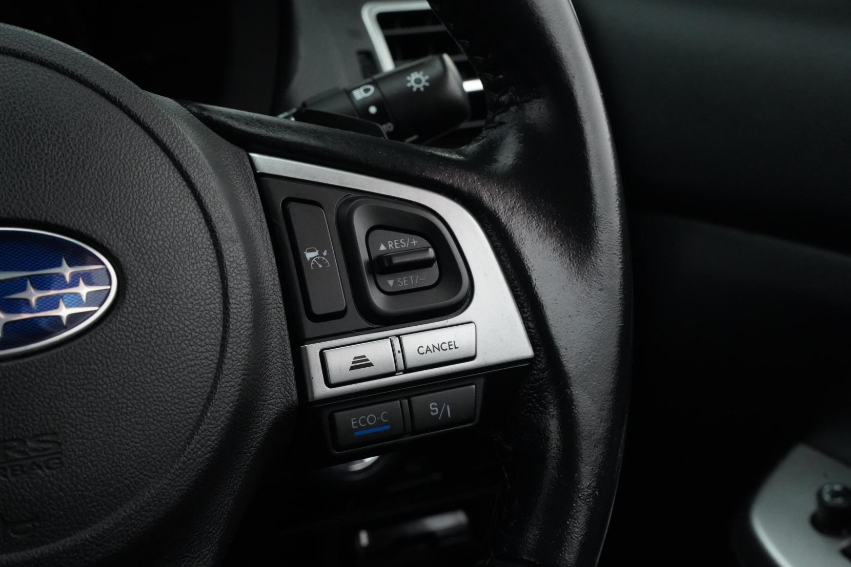 Subaru XV 2.0 Hybrid 2.0l-L 4WD EyeSight