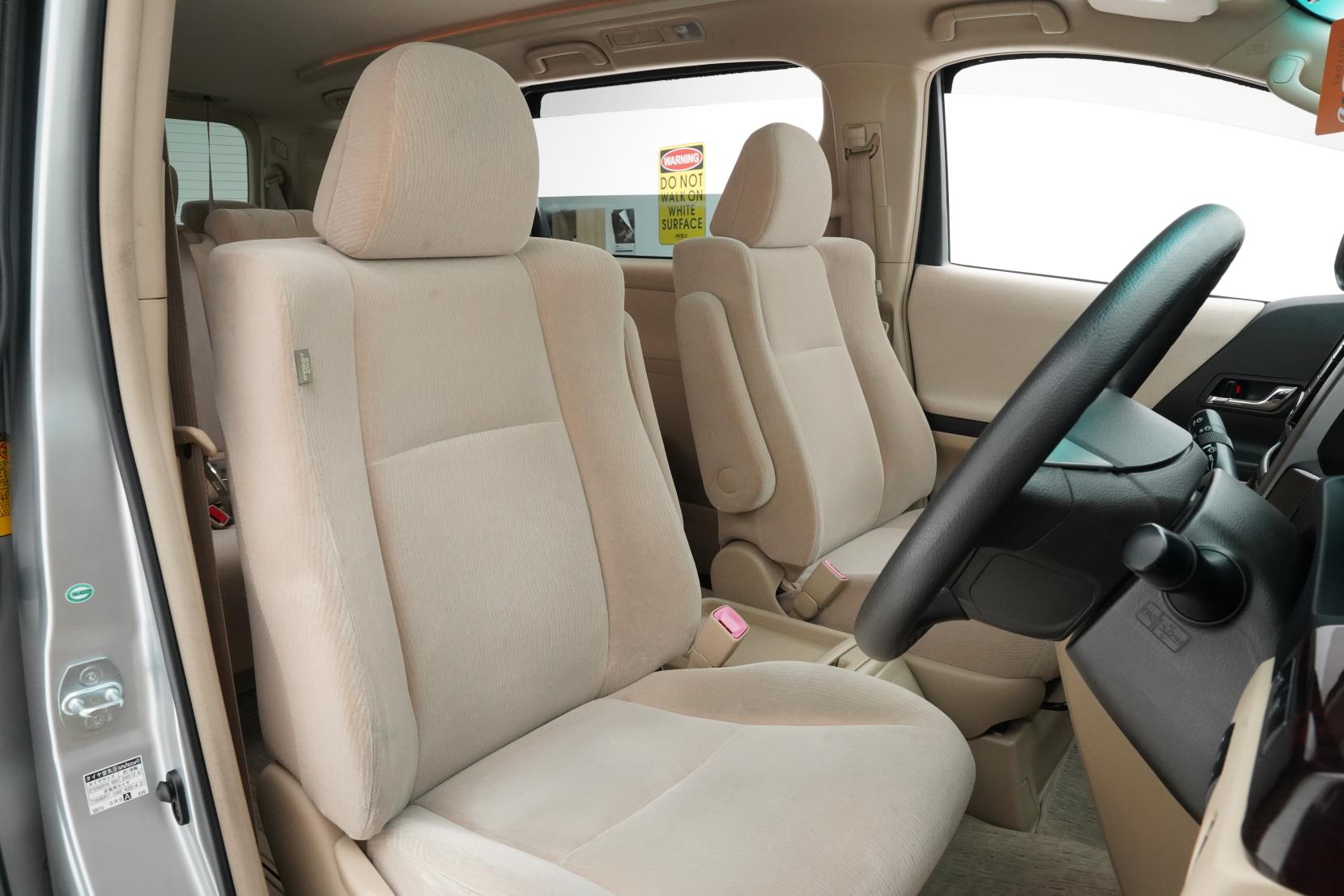 Toyota Vellfire 2.4 2.4X 8 Seater