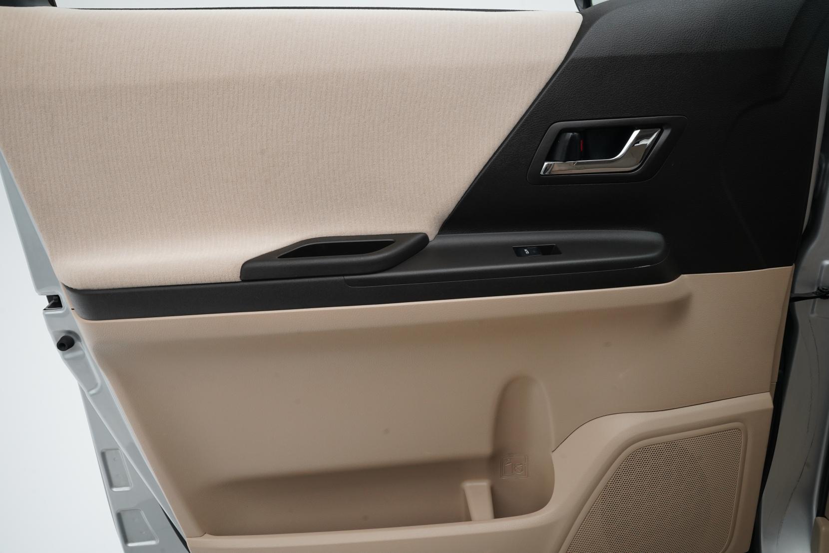 Toyota Vellfire 2.4 2.4X 8 Seater