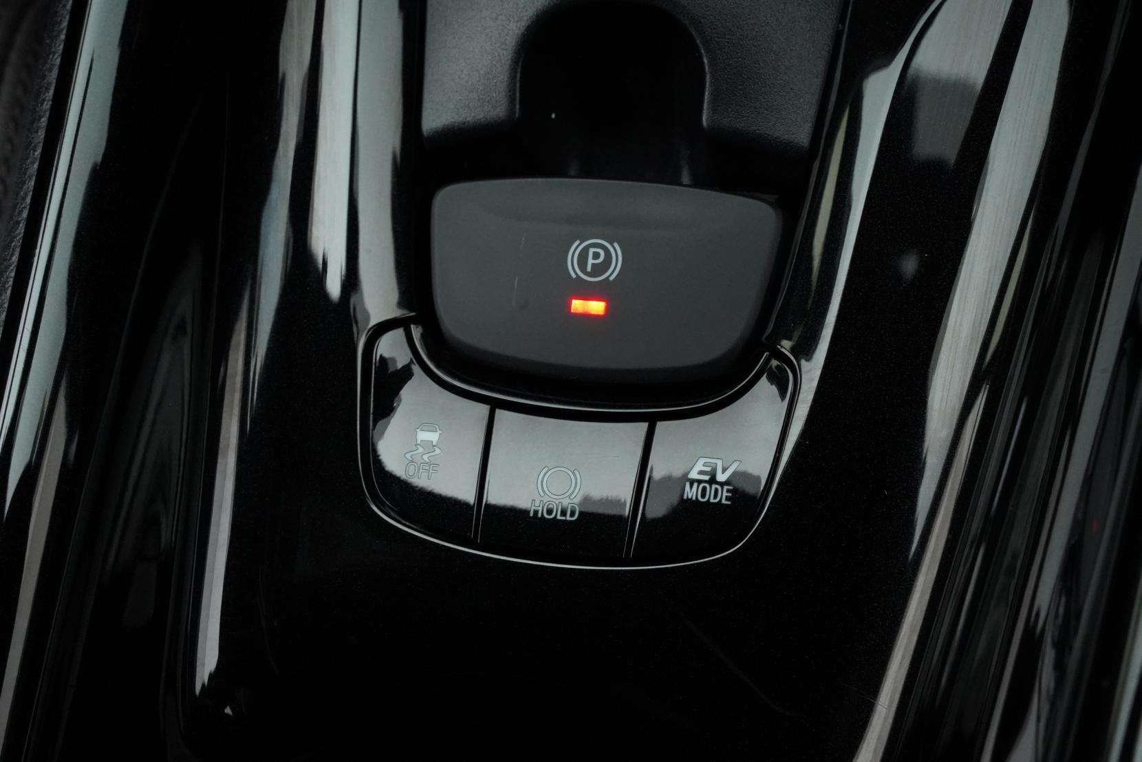 Toyota C-HR 1.8 G LED EDITION