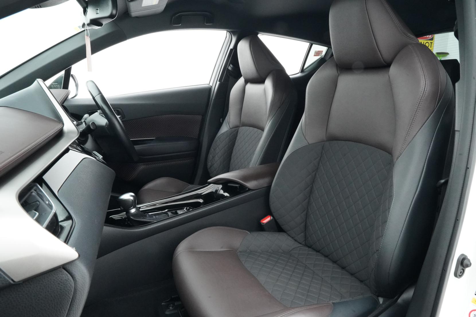 Toyota C-HR 1.8 G LED EDITION