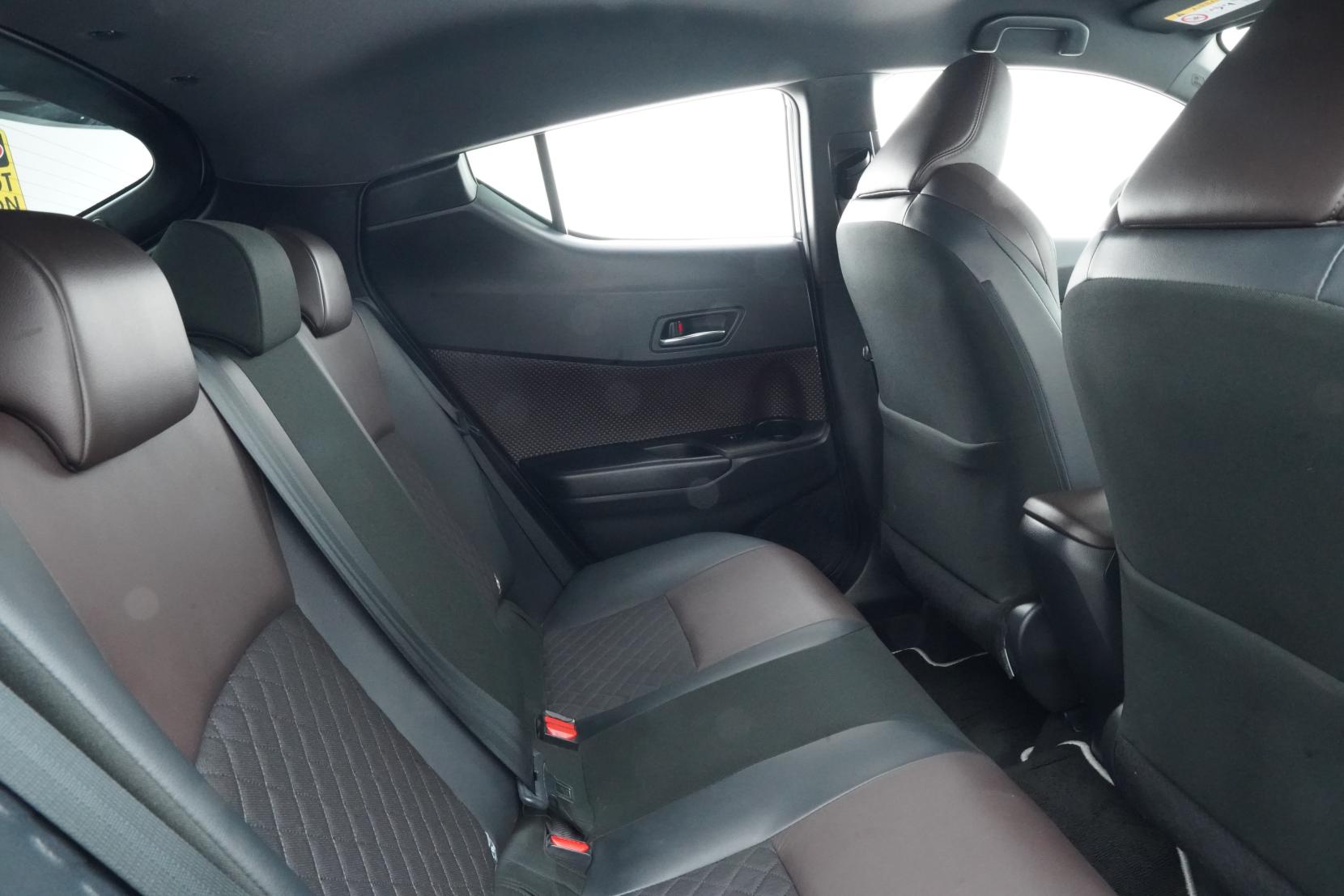 Toyota C-HR 1.8 G LED EDITION