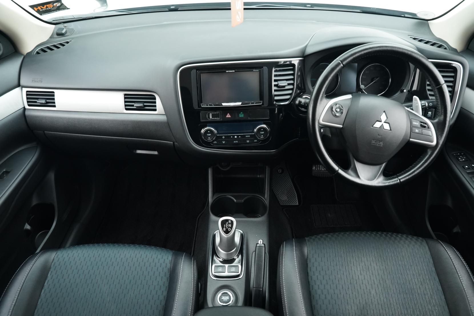 Mitsubishi Outlander 2.4 PHEV Phev G 4WD 