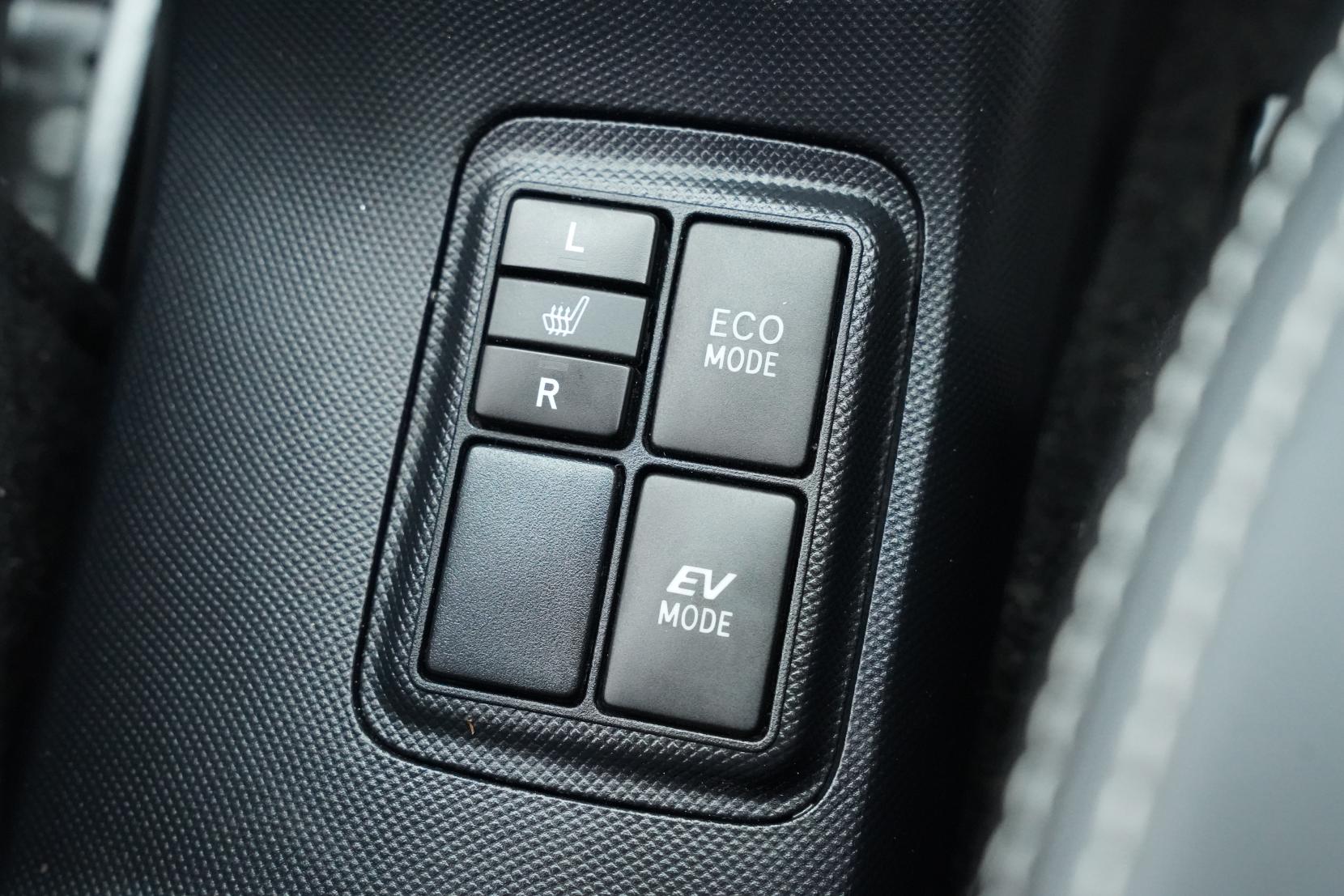 Toyota Aqua 1.5 G Leather