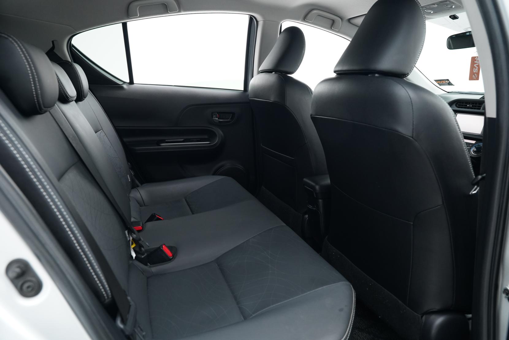 Toyota Aqua 1.5 G Leather