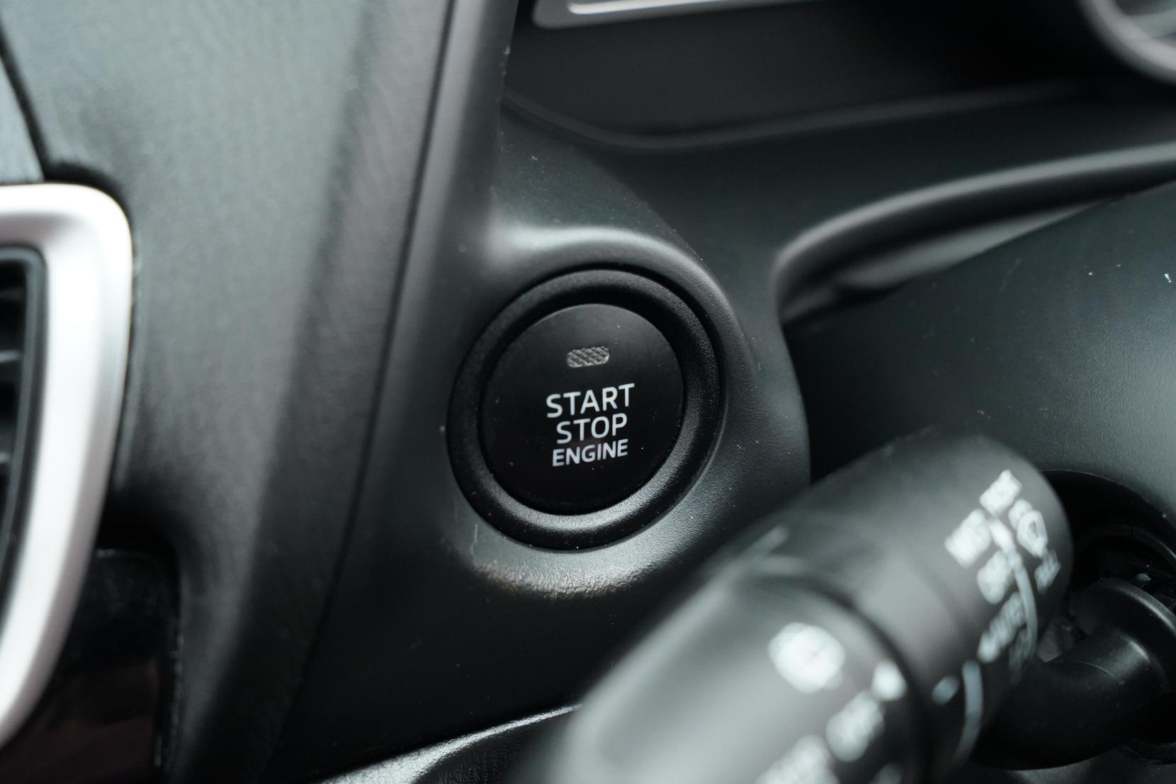 Mazda Axela 1.5 SPORT 15S