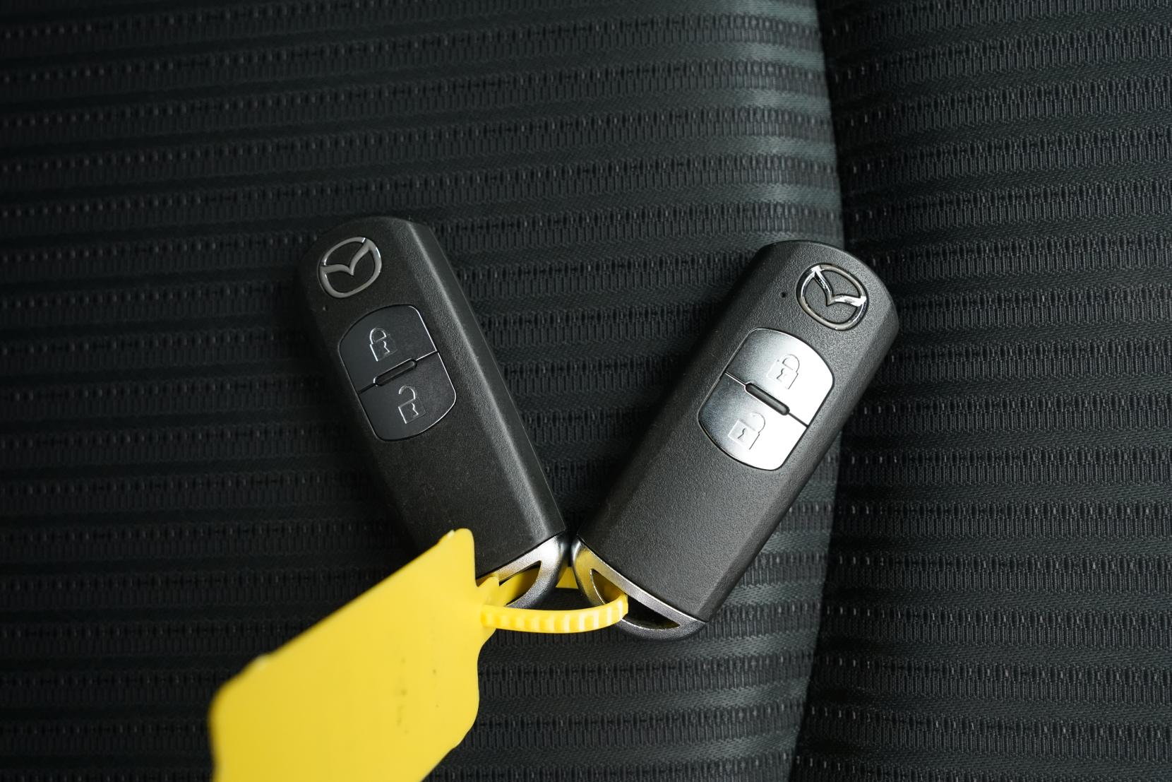 Mazda Axela 1.5 SPORT 15S