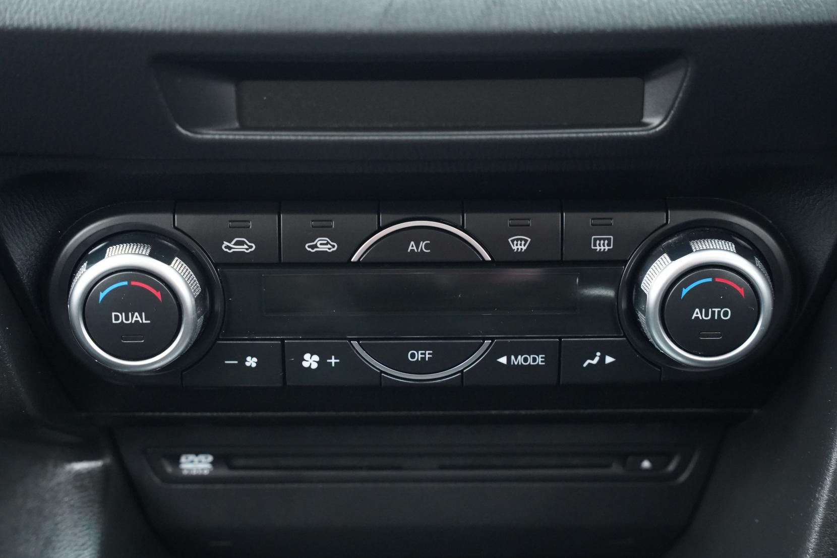 Mazda Axela 1.5 SPORT 15S