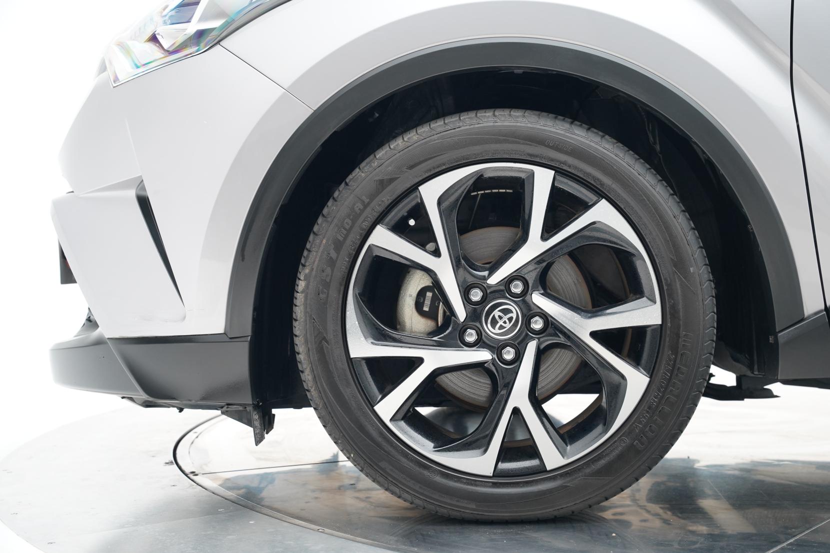 Toyota C-HR 1.8 Hybrid S