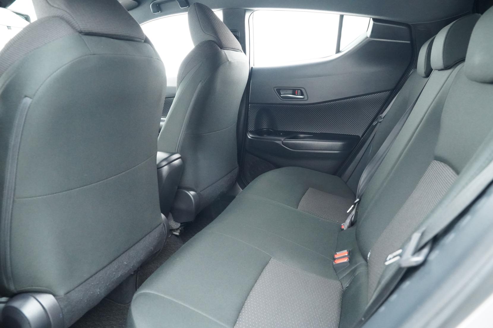 Toyota C-HR 1.8 Hybrid S