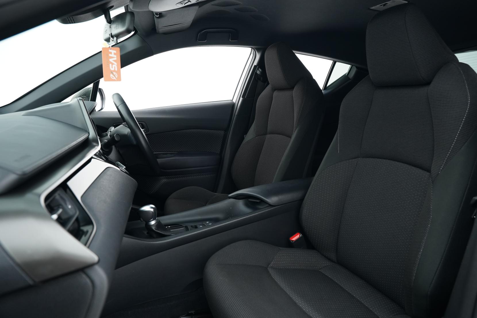 Toyota C-HR 1.8 Hybrid S